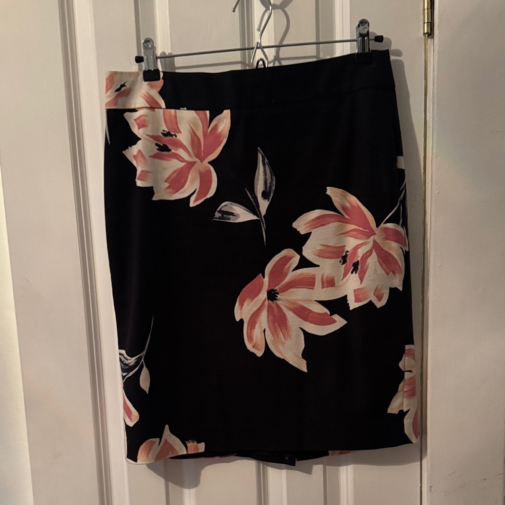 Ann Taylor Factory Black Skirt with Pink Floral Design